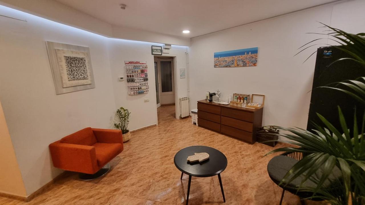 Hostal Rio De Castro Barcelona Exterior foto